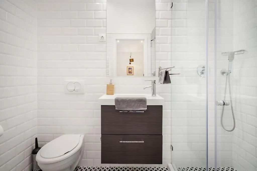 Klauzal City Garden Apartments - 2-Bedroom K24 Budapest